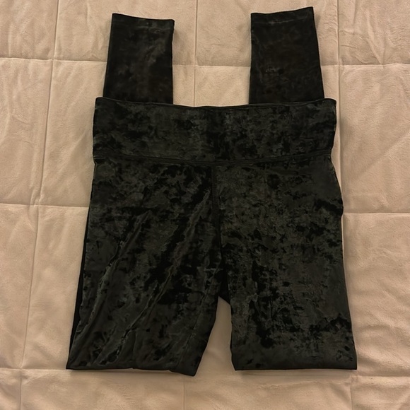 Victoria’s Secret Clothing Bundle - Picture 8 of 13